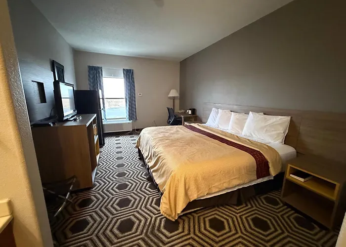 Relax Inn & Suites