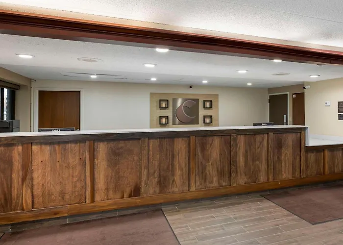 Comfort Inn & Suites Indianapolis Northwest - College Park