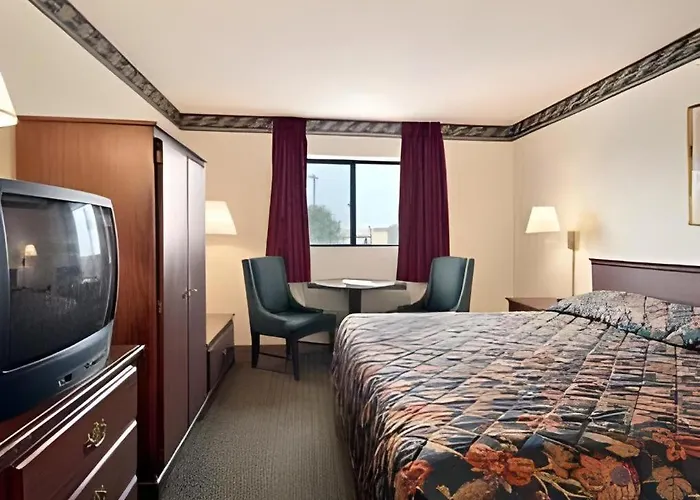 Super 8 By Wyndham Crawfordsville